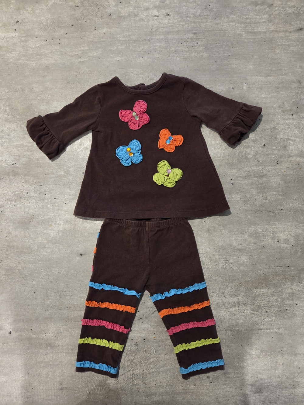Rare Editions Brown Top & Ruffle-Legging Set with Multicolor Flowers